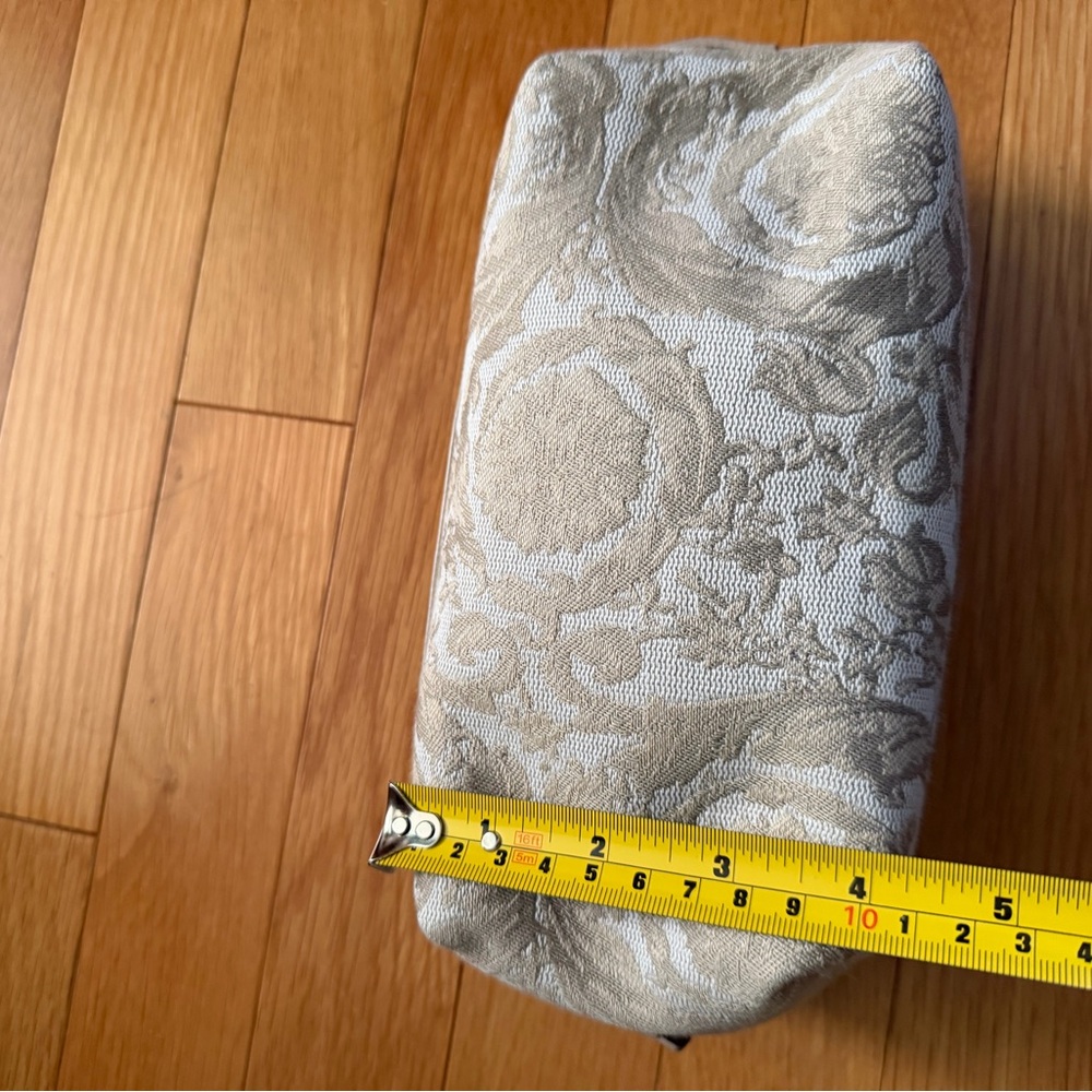 Versace Beige Floral Logo Cosmetic Pouch with Black Dust Bag - Picture 10 of 12